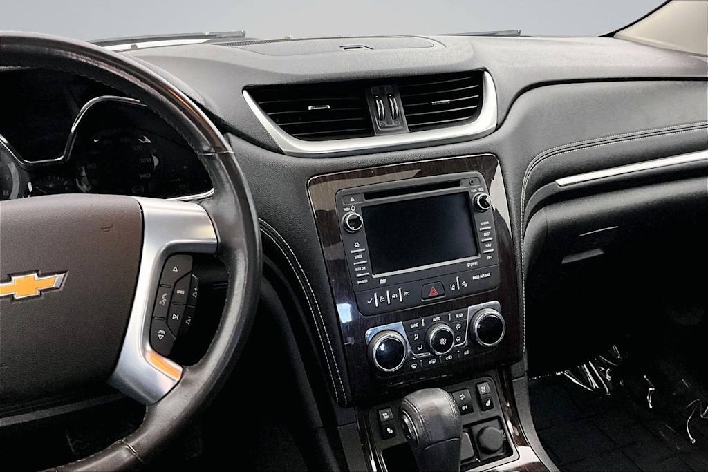 Thumbnail: 2016 Chevrolet Traverse - 15