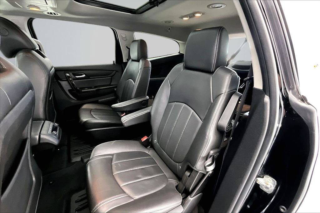 Thumbnail: 2016 Chevrolet Traverse - 22