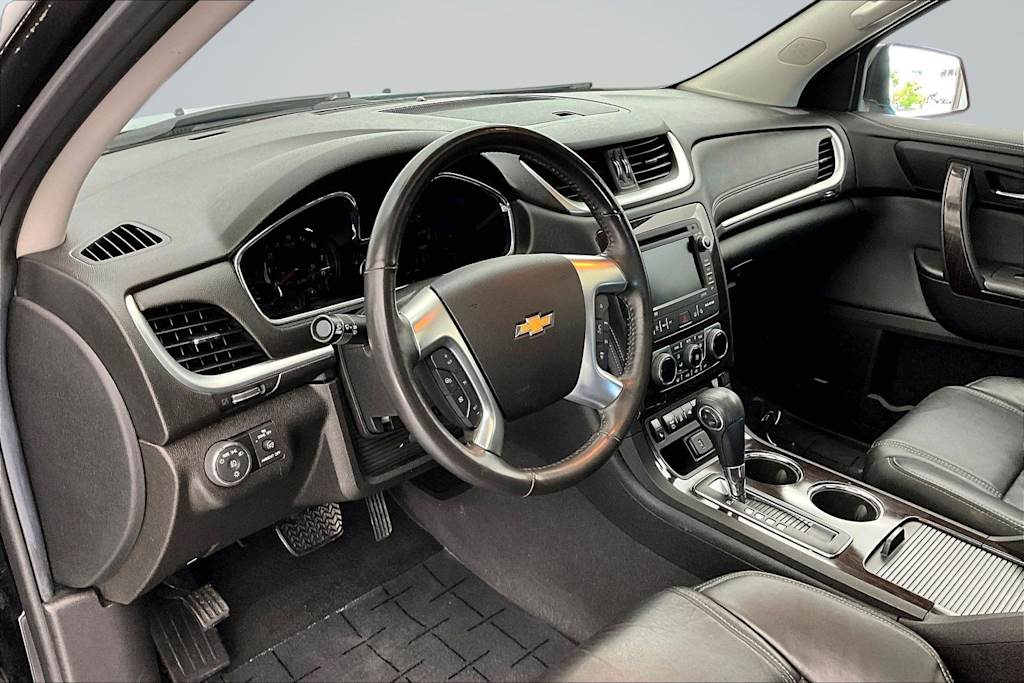 Thumbnail: 2016 Chevrolet Traverse - 2