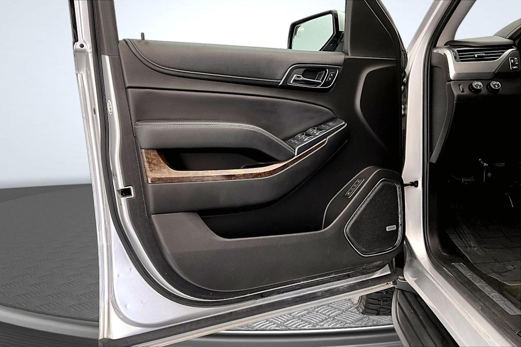 Thumbnail: 2017 Chevrolet Tahoe - 24