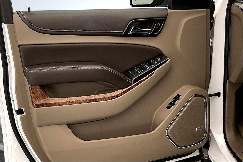 Thumbnail: 2016 Chevrolet Tahoe - 24