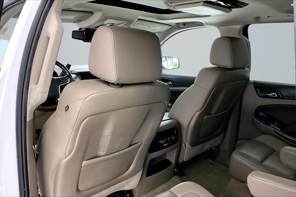Thumbnail: 2016 Chevrolet Tahoe - 13