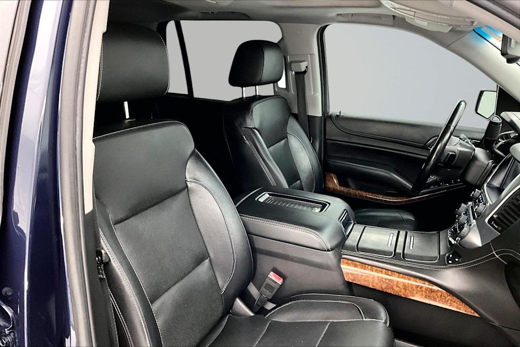 Thumbnail: 2019 Chevrolet Tahoe - 12