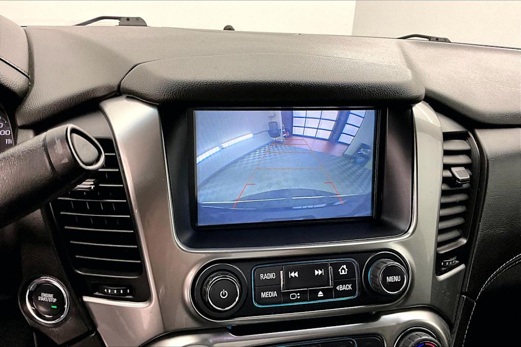 Thumbnail: 2019 Chevrolet Tahoe - 16
