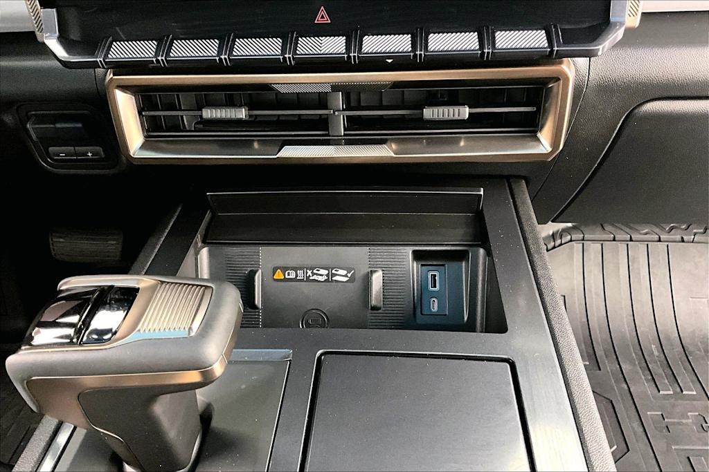 Thumbnail: 2023 GMC Hummer EV - 28