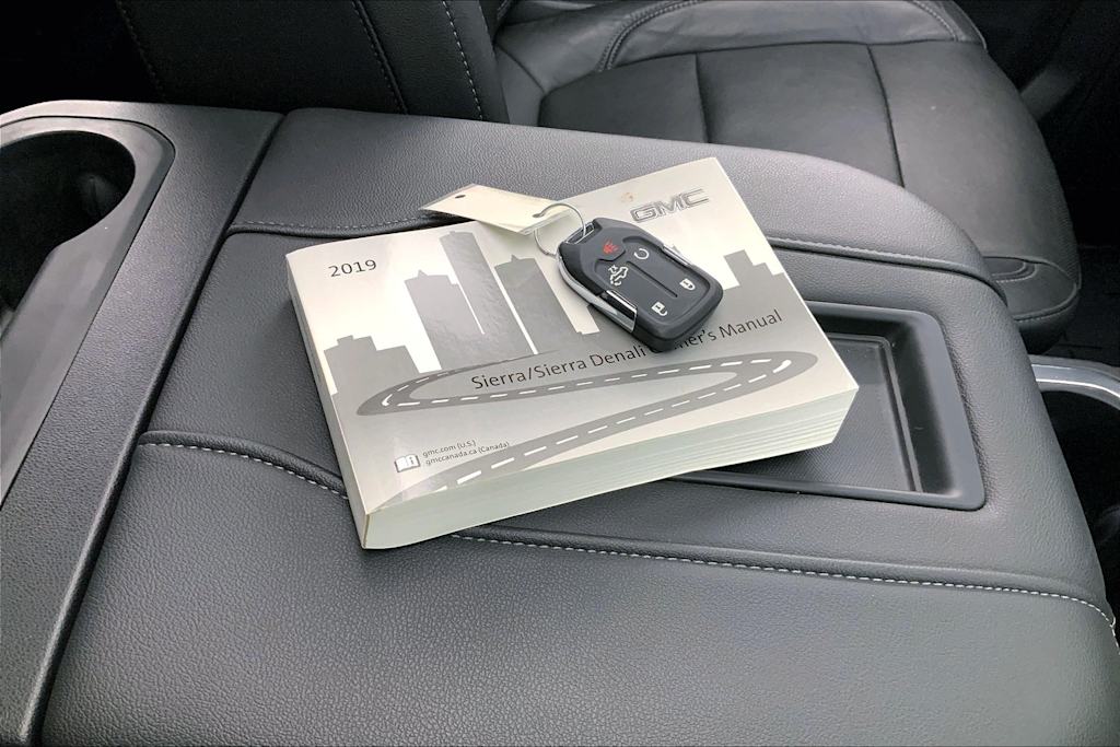 2019 GMC Sierra 1500 SLT 19
