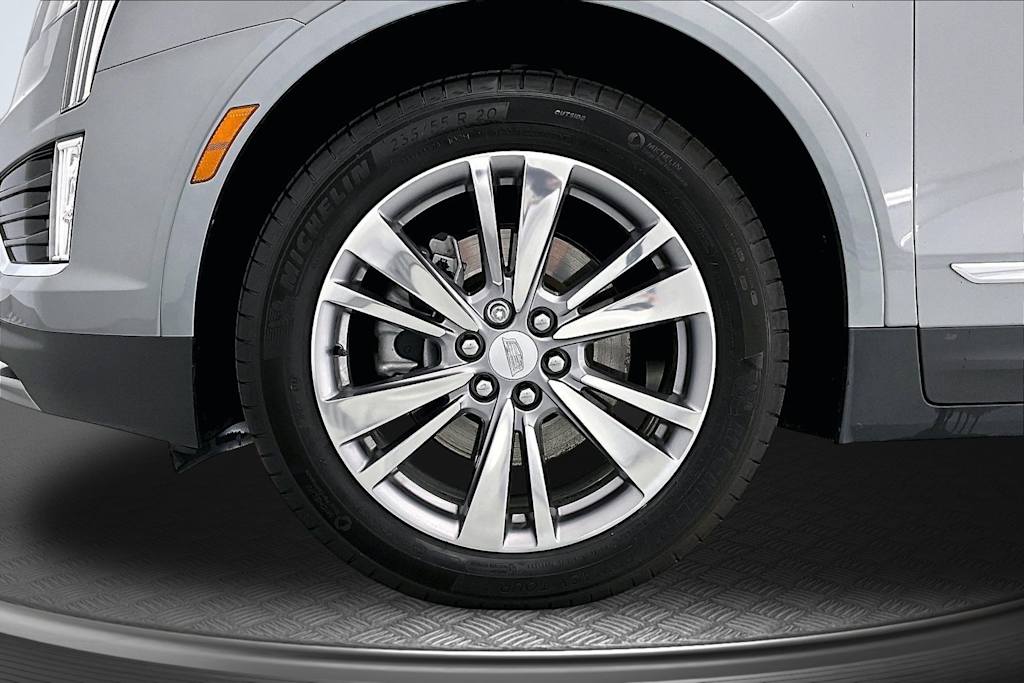 Thumbnail: 2024 Cadillac XT5 - 8