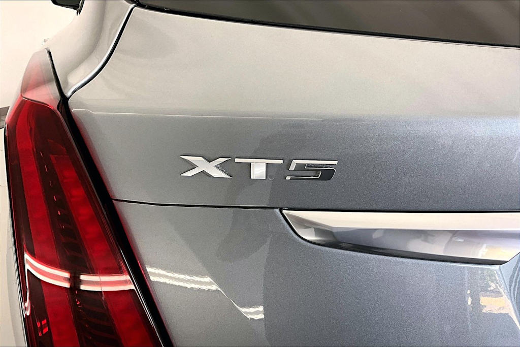 Thumbnail: 2024 Cadillac XT5 - 7