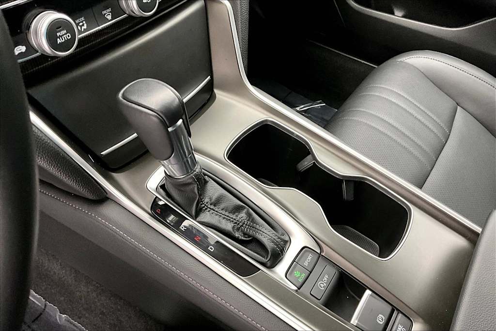 Thumbnail: 2022 Honda Accord - 16