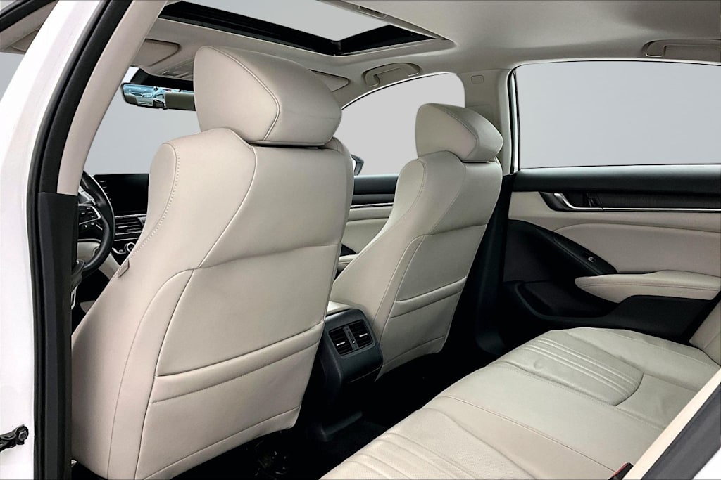 Thumbnail: 2018 Honda Accord - 12