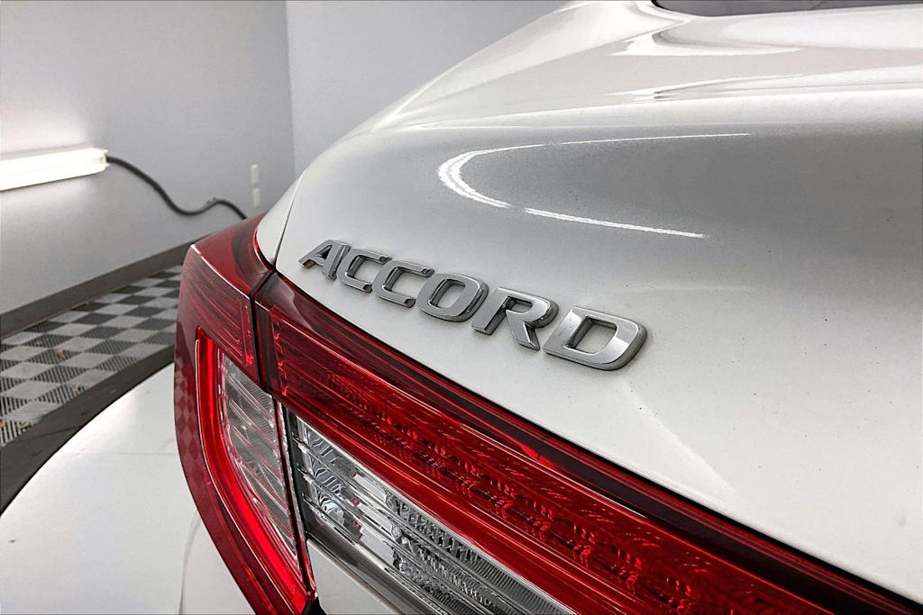 Thumbnail: 2018 Honda Accord - 6