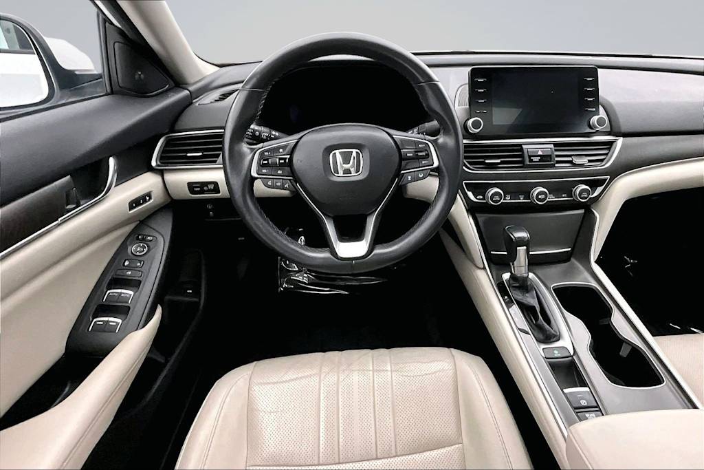 Thumbnail: 2018 Honda Accord - 13