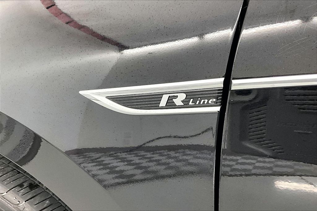 Thumbnail: 2020 Volkswagen Passat - 7