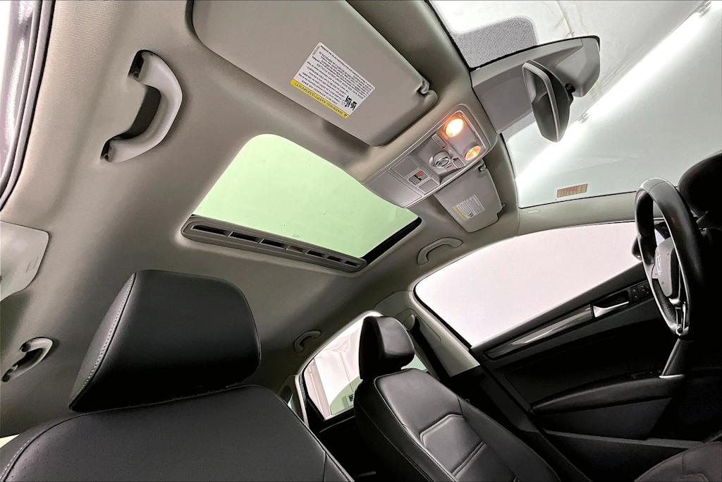 Thumbnail: 2020 Volkswagen Passat - 22