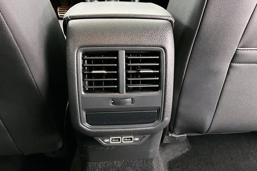 Thumbnail: 2020 Volkswagen Passat - 29