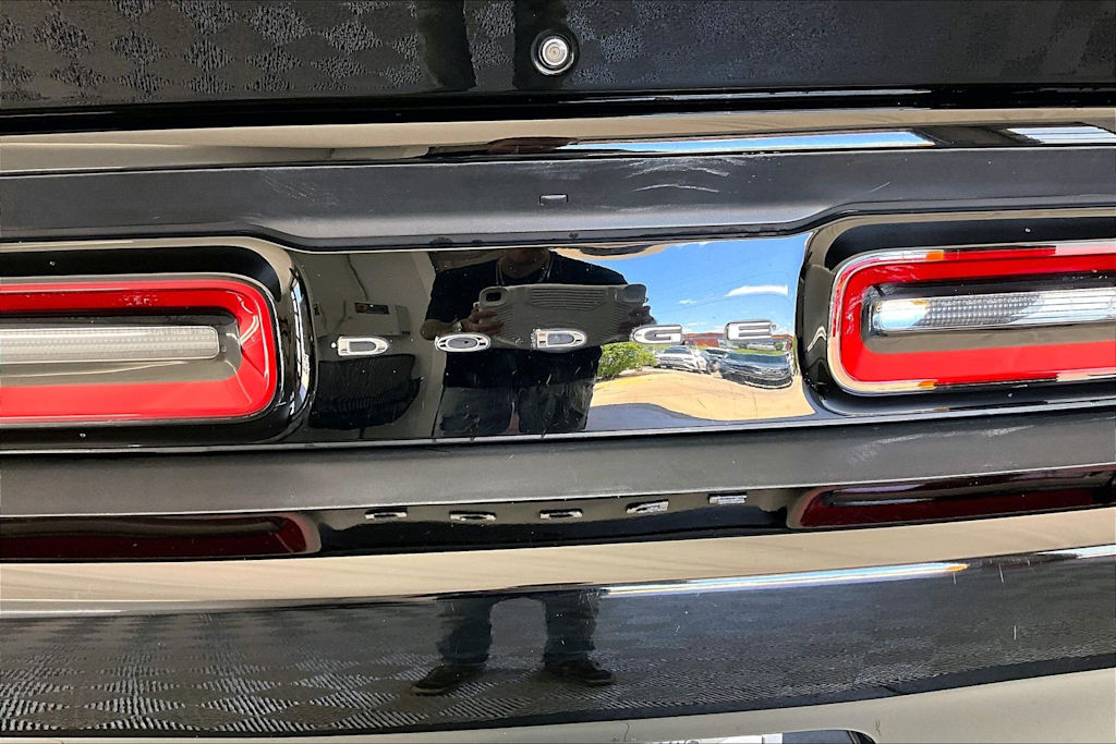Thumbnail: 2021 Dodge Challenger - 6