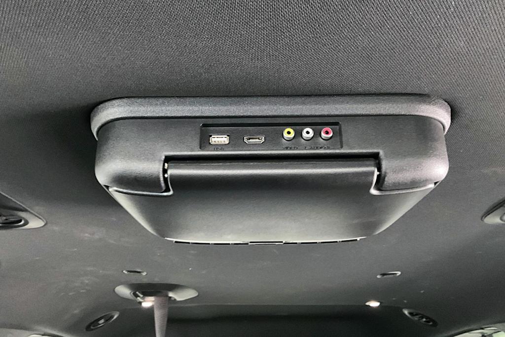 Thumbnail: 2020 Chrysler Pacifica - 30