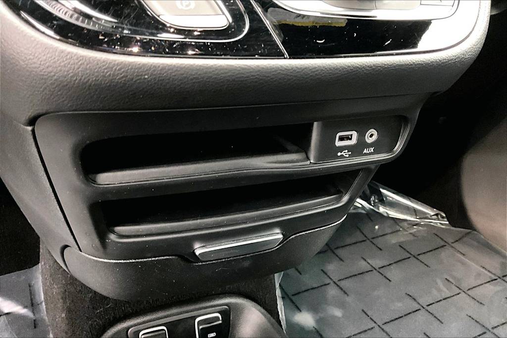 Thumbnail: 2020 Chrysler Pacifica - 29