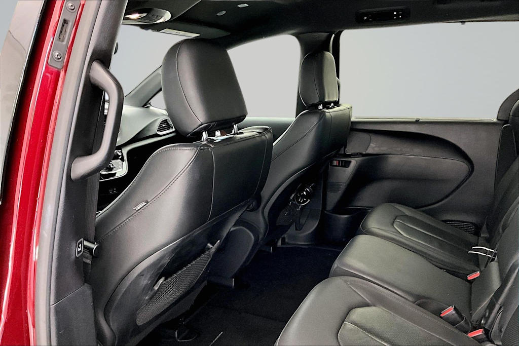 Thumbnail: 2020 Chrysler Pacifica - 13