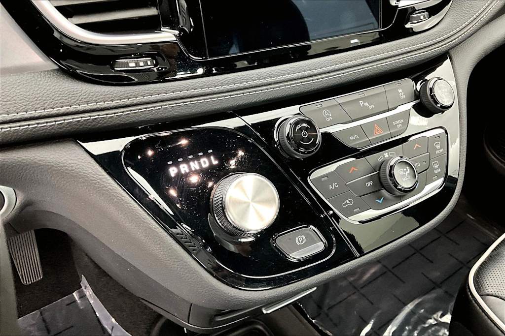 Thumbnail: 2020 Chrysler Pacifica - 22