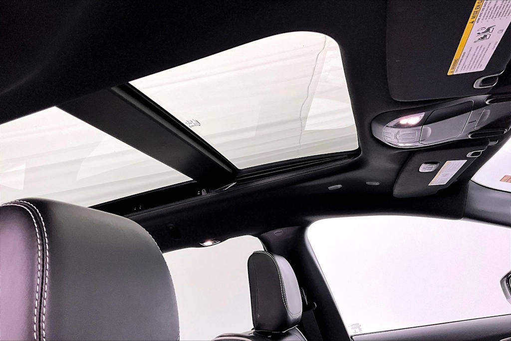 Thumbnail: 2022 Chrysler Pacifica - 23