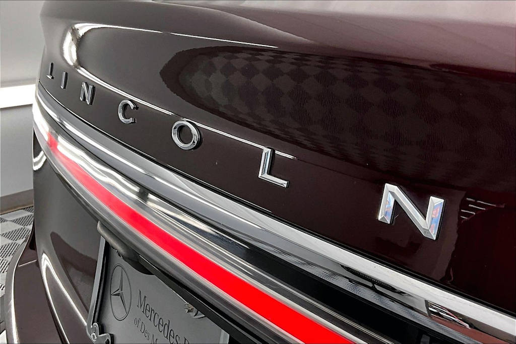Thumbnail: 2019 Lincoln Nautilus - 6