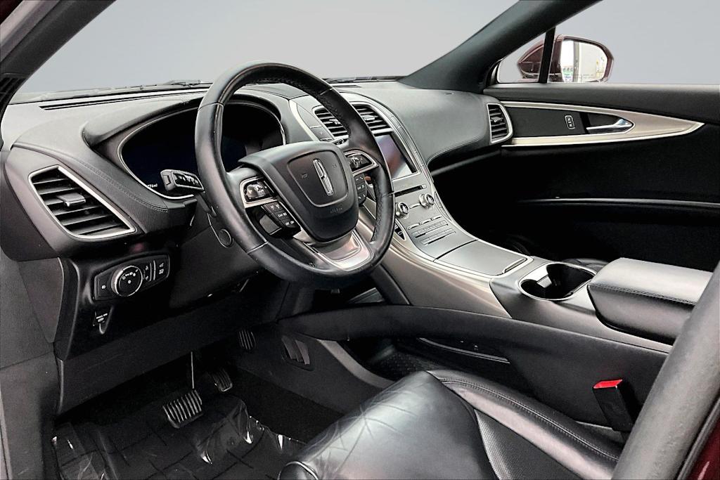 Thumbnail: 2019 Lincoln Nautilus - 2