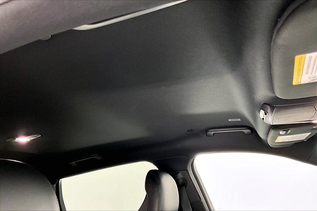 Thumbnail: 2019 Lincoln Nautilus - 23
