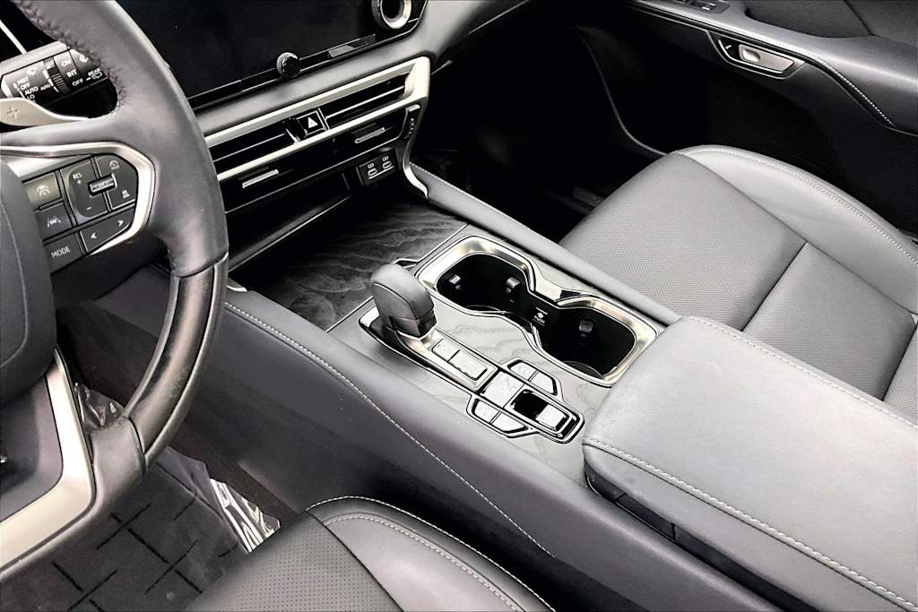 Thumbnail: 2023 Lexus RX - 17