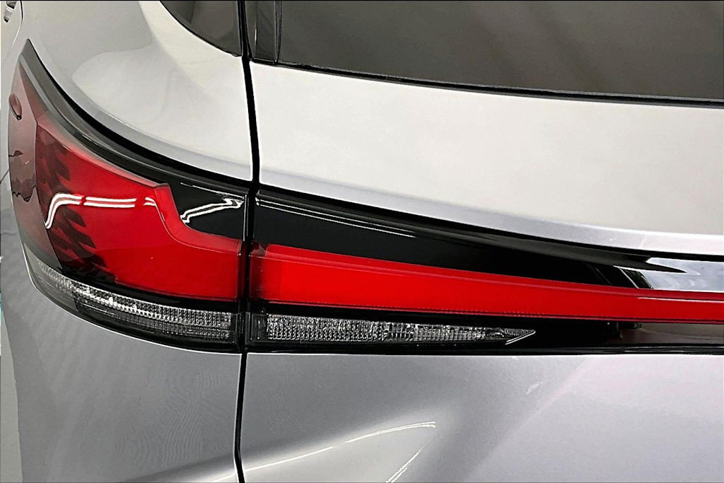 Thumbnail: 2023 Lexus RX - 26