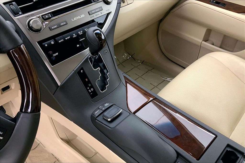 Thumbnail: 2015 Lexus RX - 17