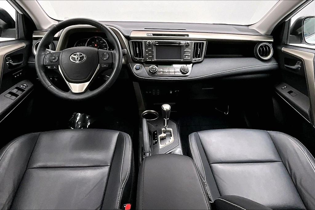 Thumbnail: 2015 Toyota RAV4 - 10