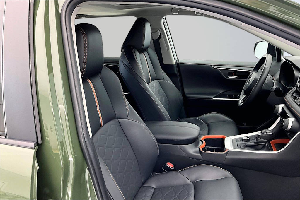 Thumbnail: 2024 Toyota RAV4 - 12