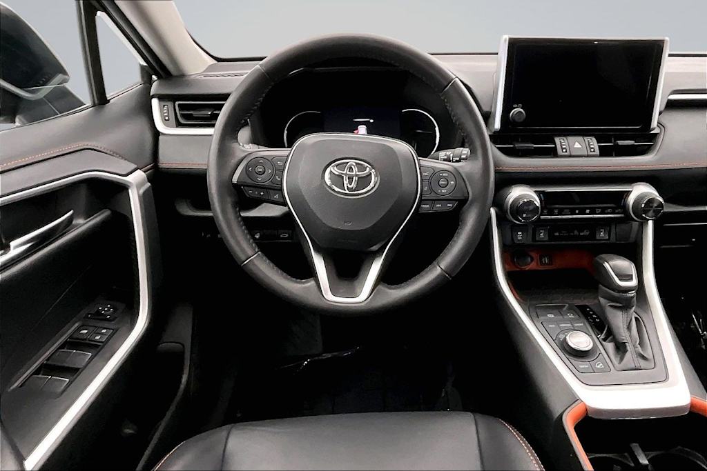 Thumbnail: 2024 Toyota RAV4 - 14