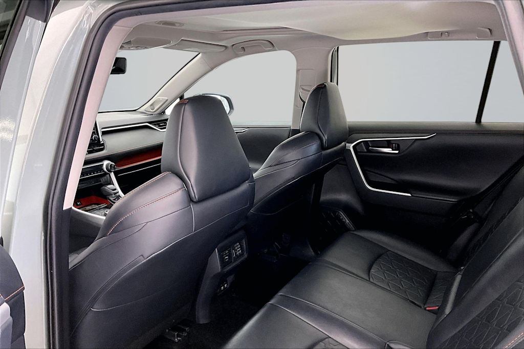 Thumbnail: 2019 Toyota RAV4 - 13