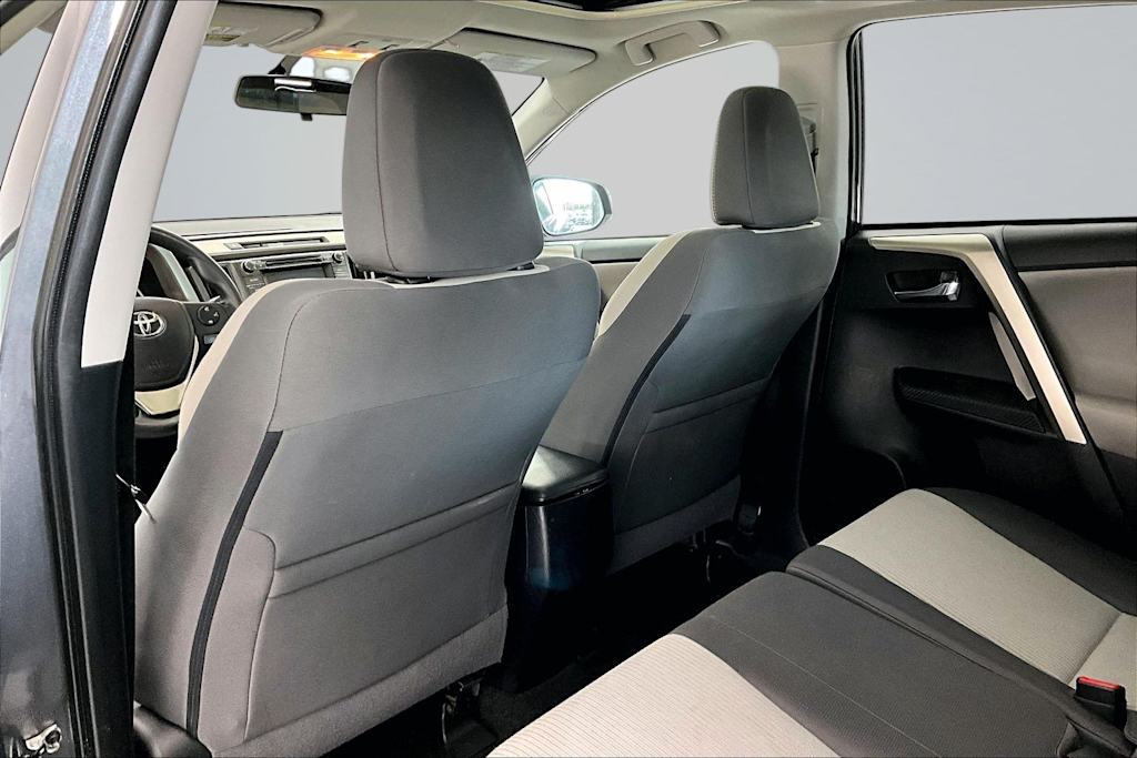 Thumbnail: 2014 Toyota RAV4 - 13