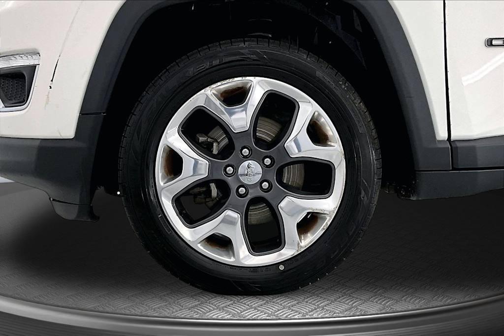 Thumbnail: 2018 Jeep Compass - 8