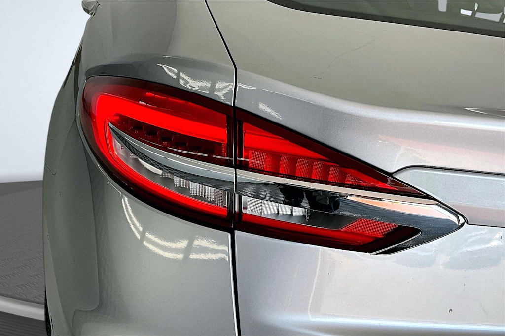 Thumbnail: 2020 Ford Fusion - 26