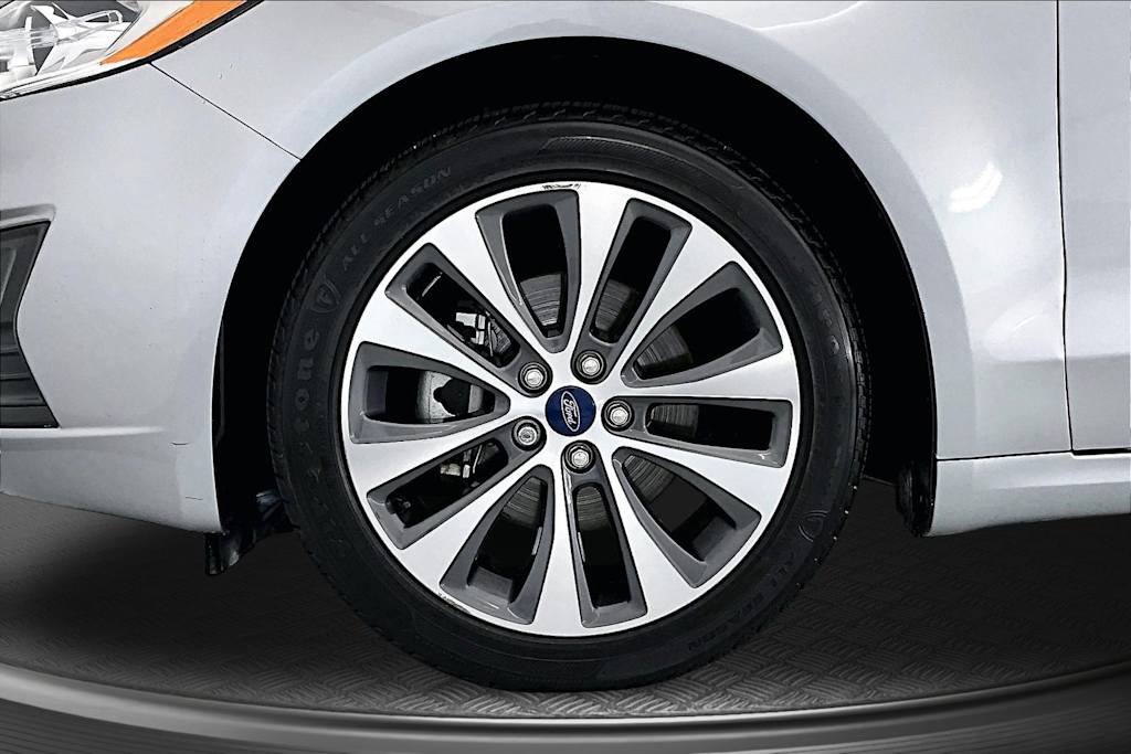 Thumbnail: 2020 Ford Fusion - 8