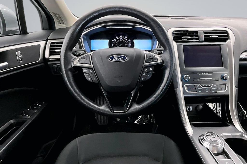 Thumbnail: 2020 Ford Fusion - 14