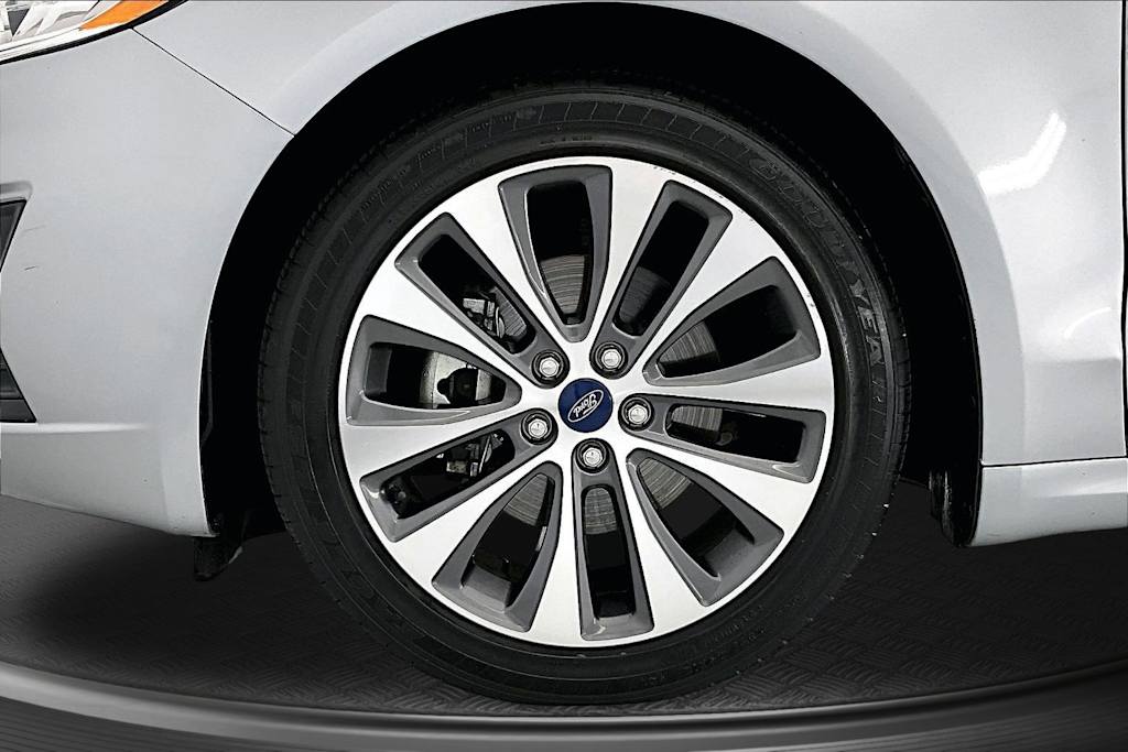 Thumbnail: 2020 Ford Fusion - 8