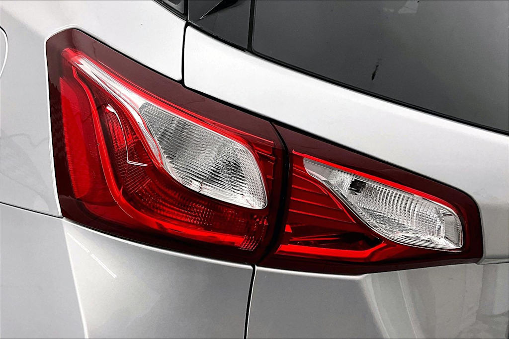 Thumbnail: 2020 Chevrolet Equinox - 25