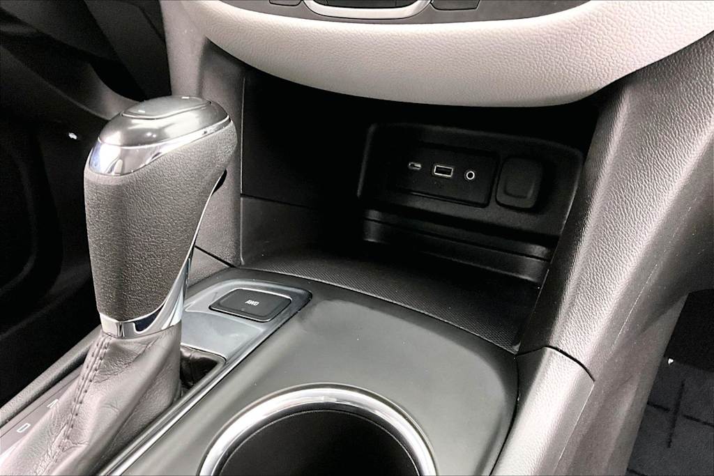 Thumbnail: 2020 Chevrolet Equinox - 27