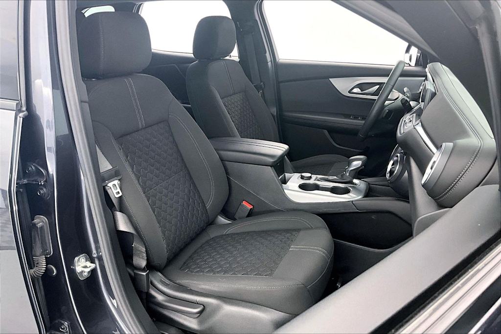 Thumbnail: 2022 Chevrolet Blazer - 12