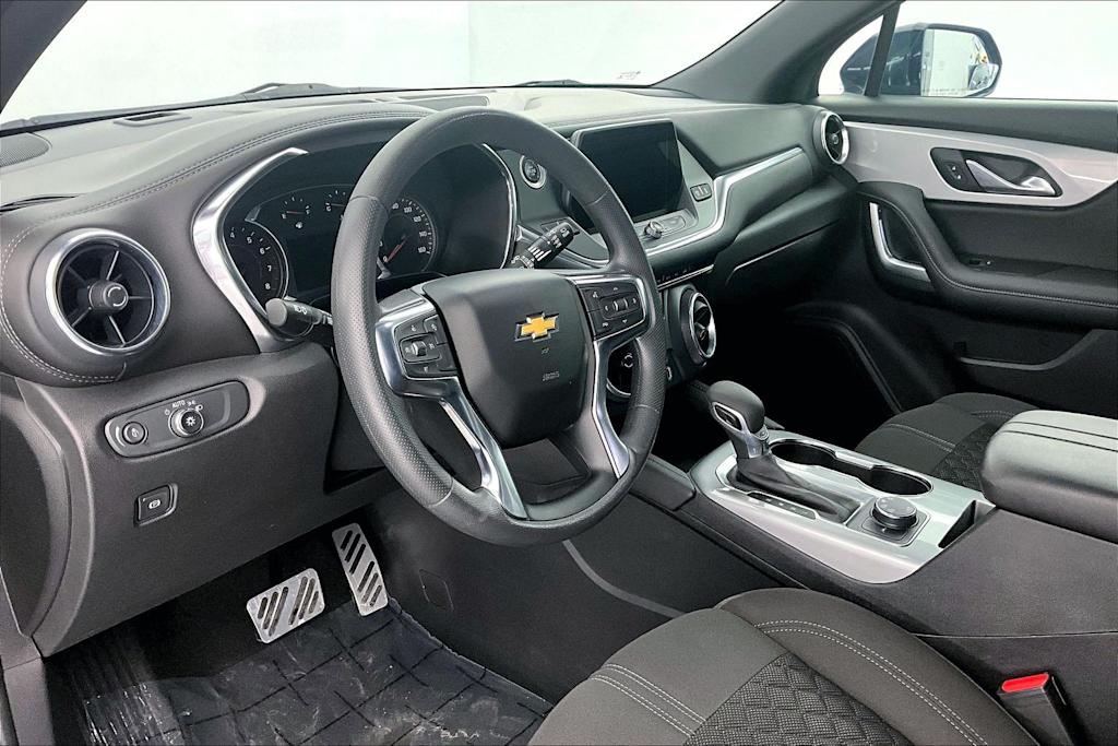 Thumbnail: 2022 Chevrolet Blazer - 2