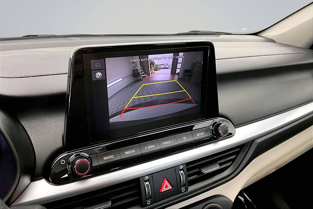 Thumbnail: 2023 Kia Forte - 16