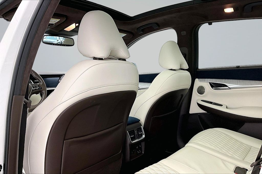 Thumbnail: 2022 INFINITI QX50 - 13