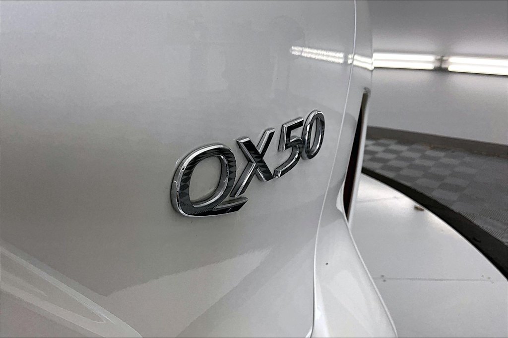 Thumbnail: 2022 INFINITI QX50 - 7