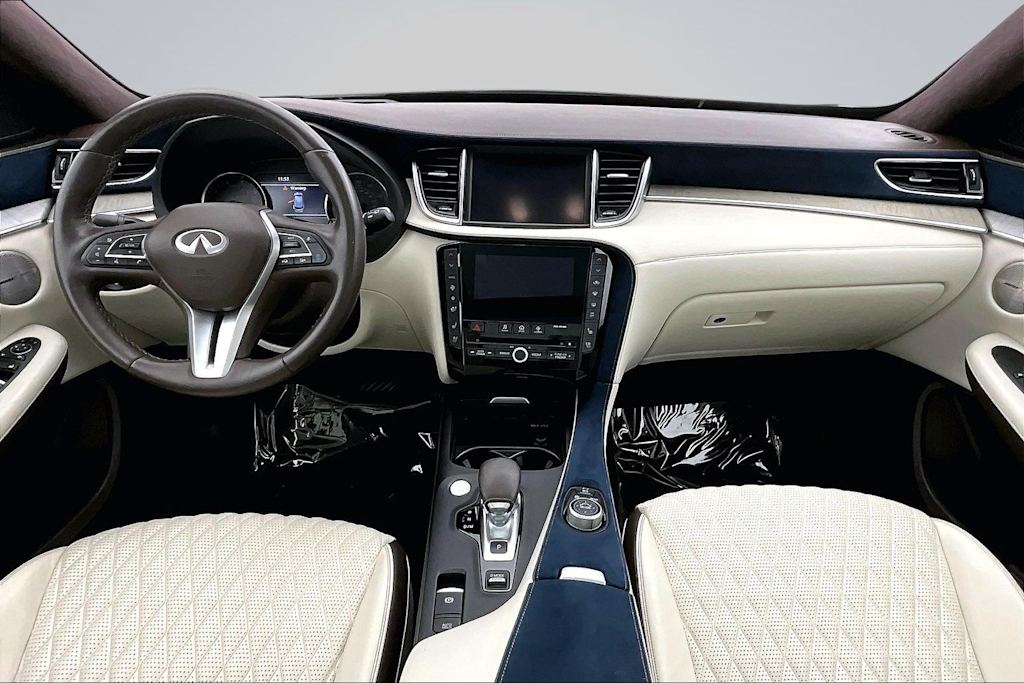 Thumbnail: 2022 INFINITI QX50 - 10
