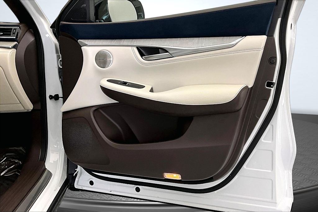 Thumbnail: 2022 INFINITI QX50 - 25